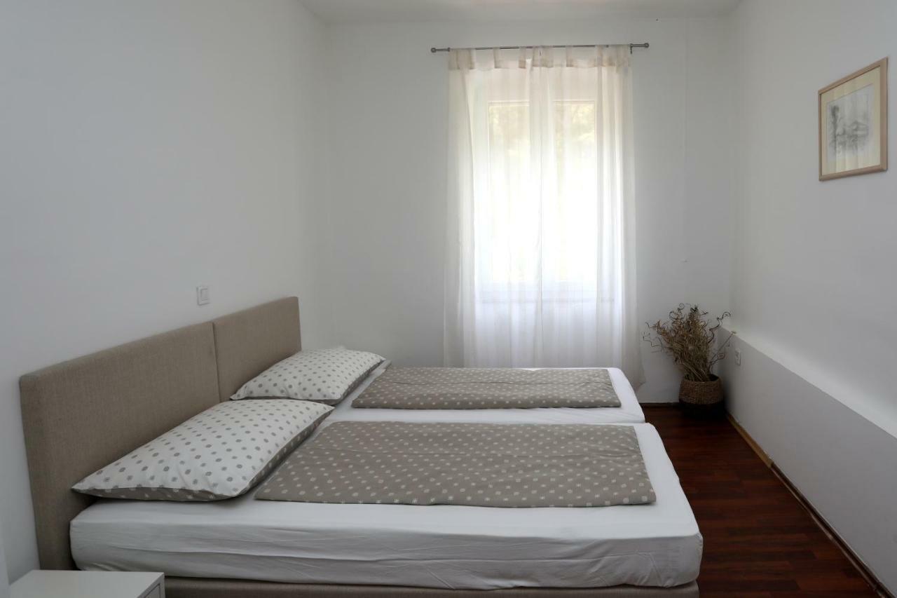 Apartman Cinkopan Apartment Pula Luaran gambar